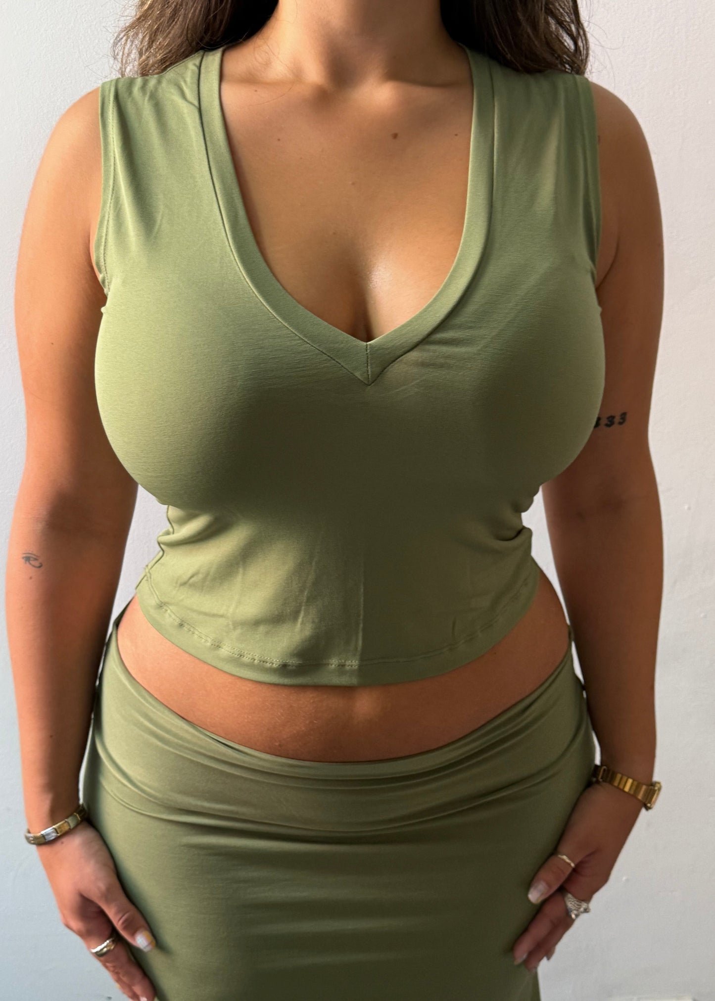 V neck tank- Matcha