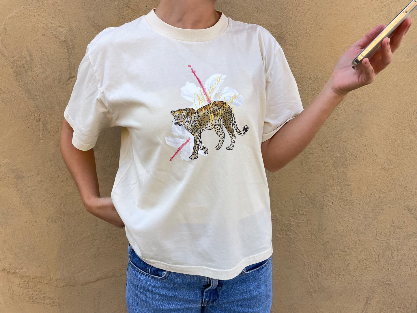 Leopard Hibiscus - butter T-shirt